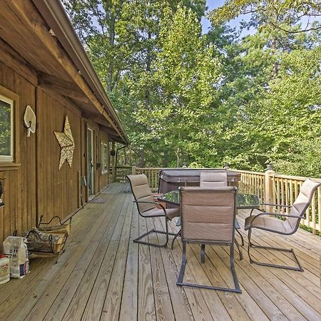 Secluded Stanardsville Cabin With 10 Acres And Hot Tub Екстер'єр фото