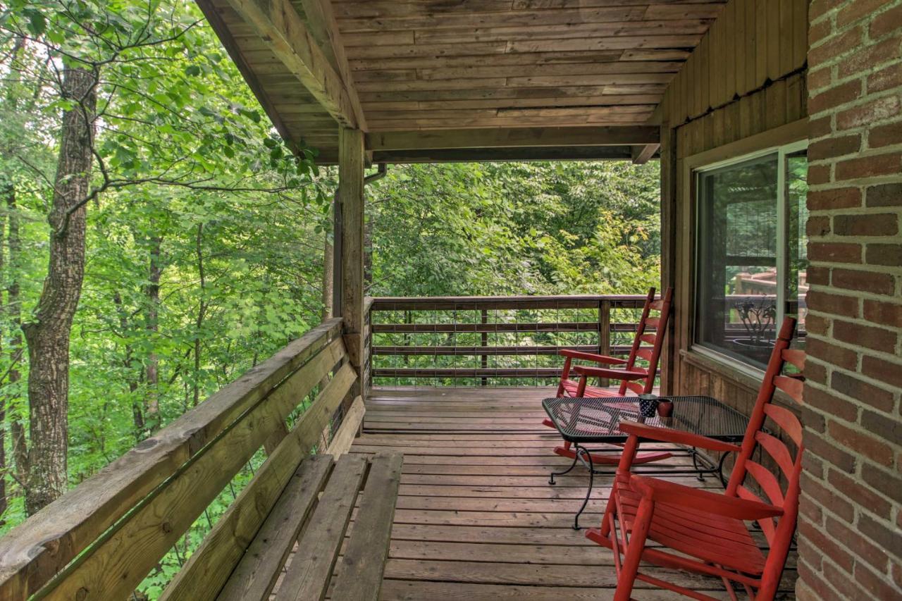 Secluded Stanardsville Cabin With 10 Acres And Hot Tub Екстер'єр фото