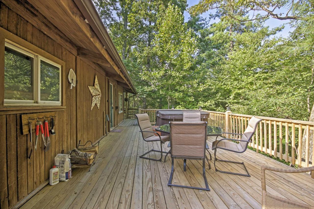 Secluded Stanardsville Cabin With 10 Acres And Hot Tub Екстер'єр фото