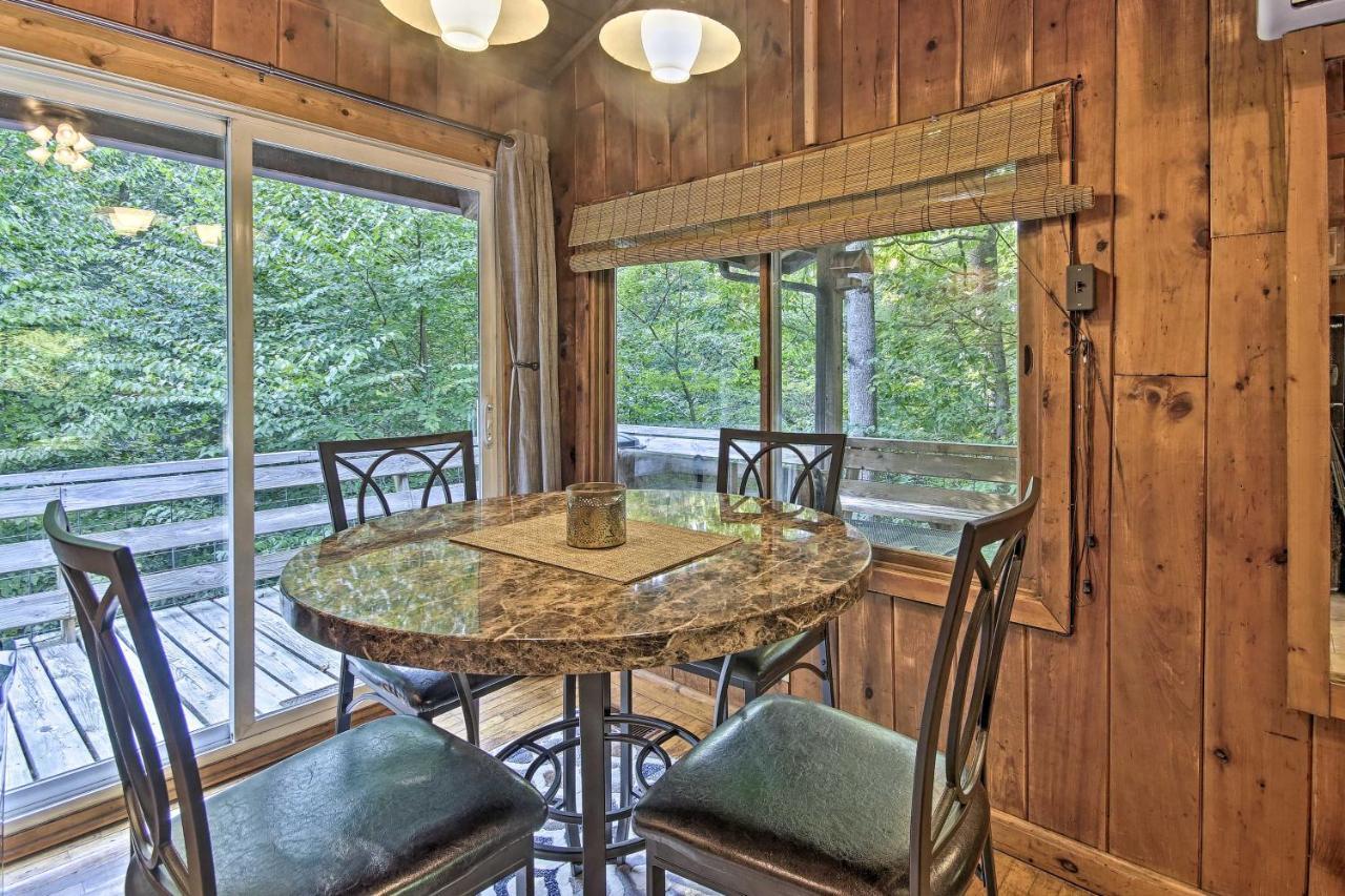 Secluded Stanardsville Cabin With 10 Acres And Hot Tub Екстер'єр фото